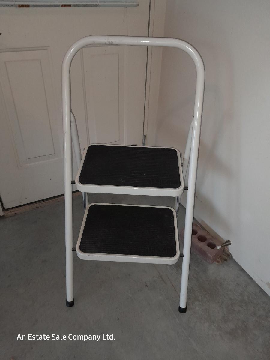 Tricam plastic step online stool