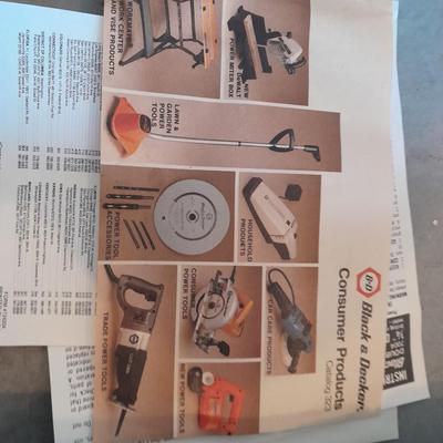 Black and Decker 1/4" electric drill with case and accessories