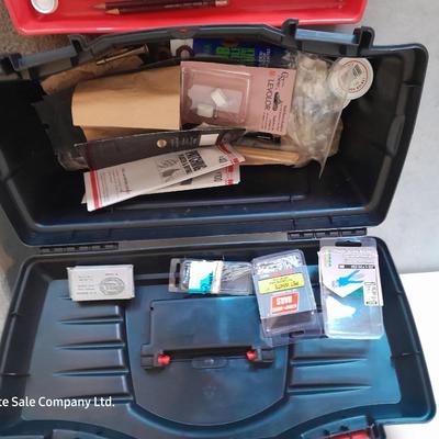 Keter plastic toolbox with inside tray and an assortment of hardware