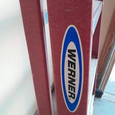 Nice 6 foot Fiberglass Werner Ladder