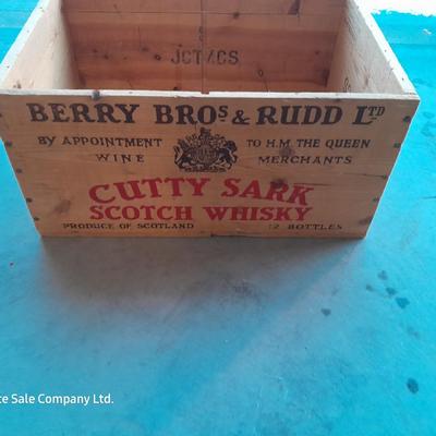Vintage Berry Bros & Rudd Ltd. Cutty Shark scotch whisky wooden crate