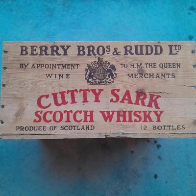 Vintage Berry Bros & Rudd Ltd. Cutty Shark scotch whisky wooden crate