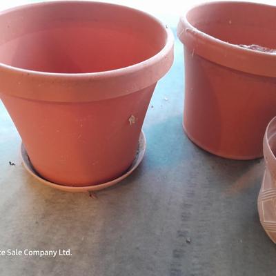 Collection of plastic flowerpots