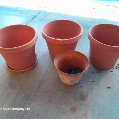 Collection of plastic flowerpots