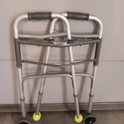 portable folding Mobility walker