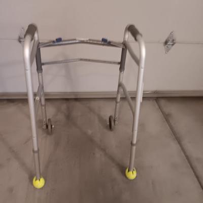 portable folding Mobility walker