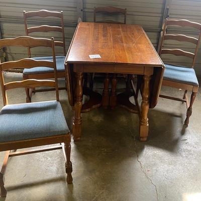 Vintage Table and 4 Chairs