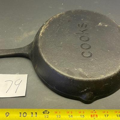 Cook Cast Iron Skillet