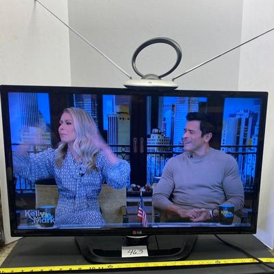 LG 32â€ TV