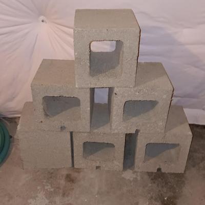 Six half block bricks - cinderblocks