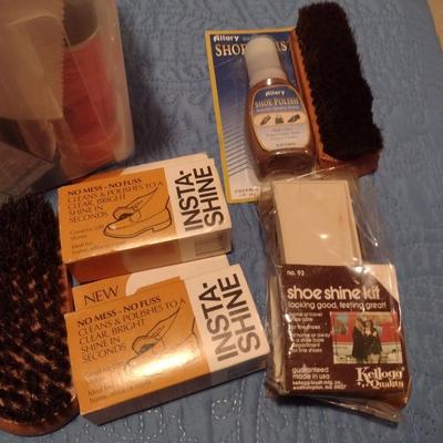 Collection of Shoe Shining Accessories (E)