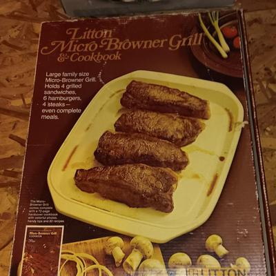 Bloomingdale's 10" Salad bowl with tongs and Litton Micro Browner Grill