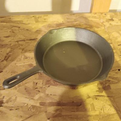 10" Cast Iron skillet with digital BBQ fork