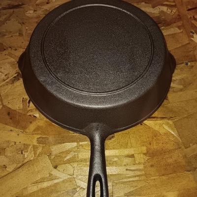 10" Cast Iron skillet with digital BBQ fork