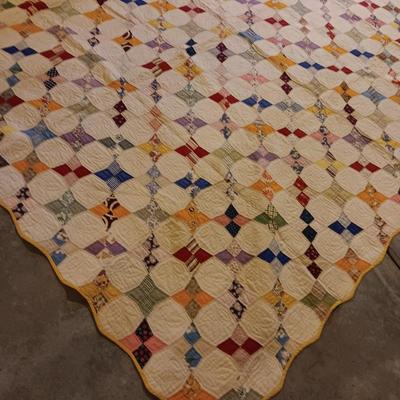 Beautiful vintage quilt