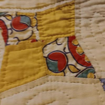 Beautiful vintage quilt