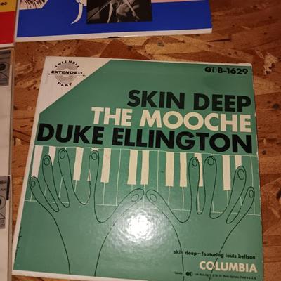 Vinyl record Albums 45's