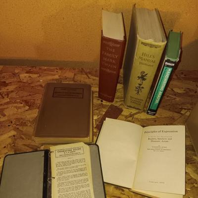 Vintage books - poetry - Mark Twain - Hill's manual - Principals of expression and more