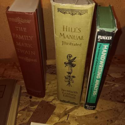 Vintage books - poetry - Mark Twain - Hill's manual - Principals of expression and more