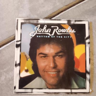 Assortment of vinyl albums - John Rowles - Don Ho - Fort Morgan Co, band 1977 -