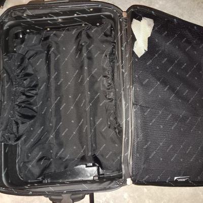 Nice nesting 3-piece PROTOCOL suitcase set with pull along handles - 3 different sizes.