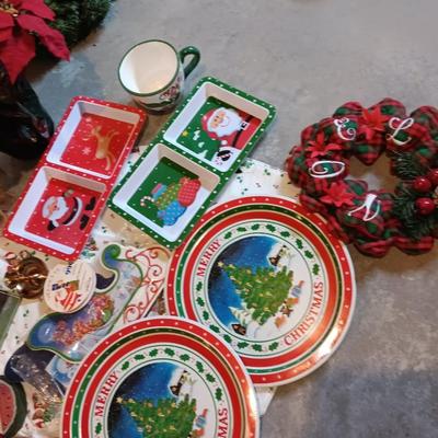 Christmas dishes - vintage walking musical Santa - Faux Poinsettia - gold tree and more Christmas