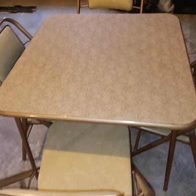 Folding Card / game table with 4 folding chairs