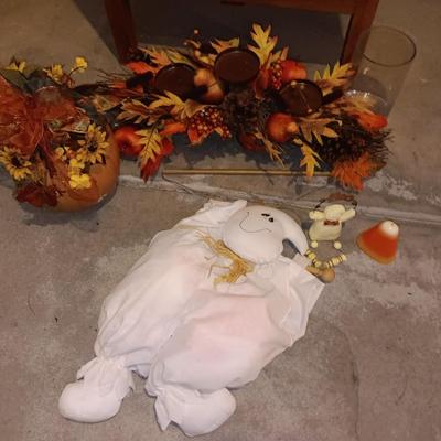 Fall / Halloween decorations - ghost - pumpkin - candle holder and more
