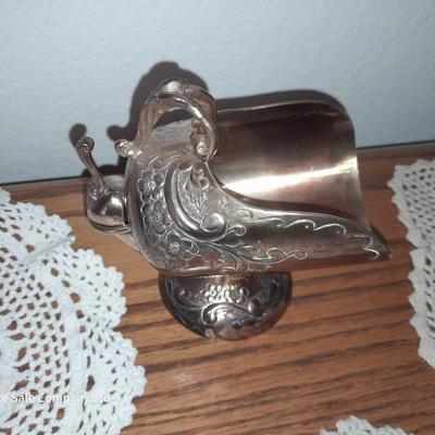 Silverplate sugar Scuttle with spoon and collection of doilies