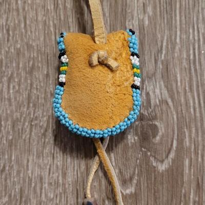 Vintage Native American Pouch Necklace