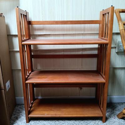 LOT 22S: 3-Tier Foldable Wood Bookcase
