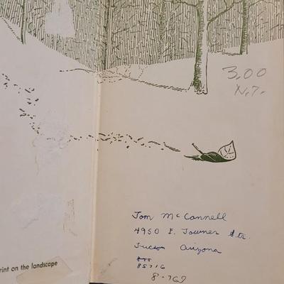 'A Field Guide to Animal Tracks' by Olaus J. Murie