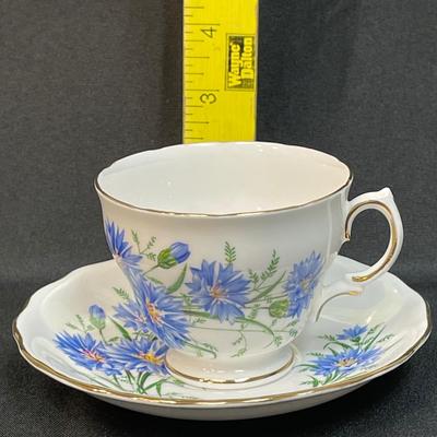 Royal Vale 7513 pattern Teacup & Saucer Set footed cup Blue Flowers