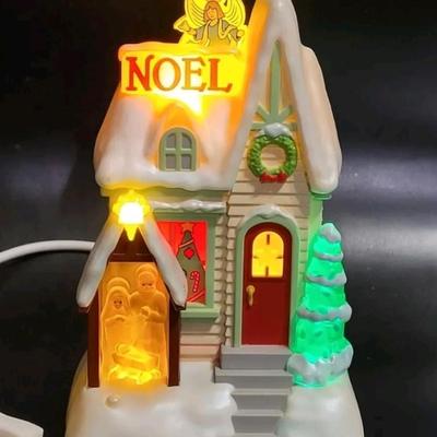 2009 Hallmark Keepsake Ornament Caroling Cottage Noel House