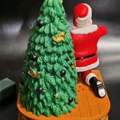 Hallmark Keepsake 9th Once Upon a Christmas 2019 O Christmas Tree Magic Ornament