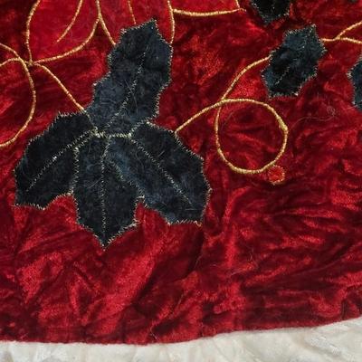 Vintage Velvet Christmas Tree Skirt