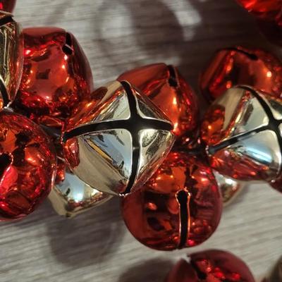 Christmas Bell Wreaths (2)