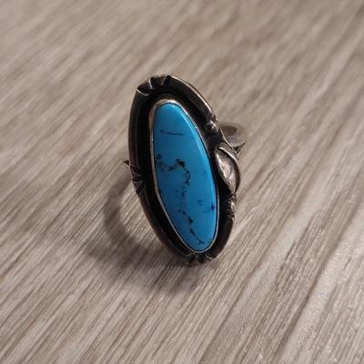 Native American Sterling & Turquoise Ring