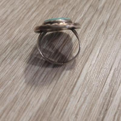 Native American Sterling & Turquoise Ring
