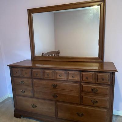 Angelina (8) Drawer Dresser â€” EXCELLENT Condition