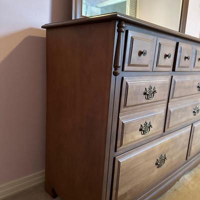 Angelina (8) Drawer Dresser â€” EXCELLENT Condition