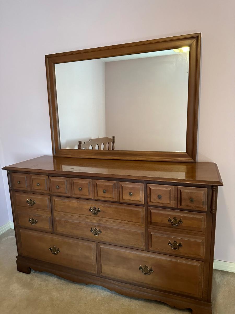 Angelina dresser and mirror discount
