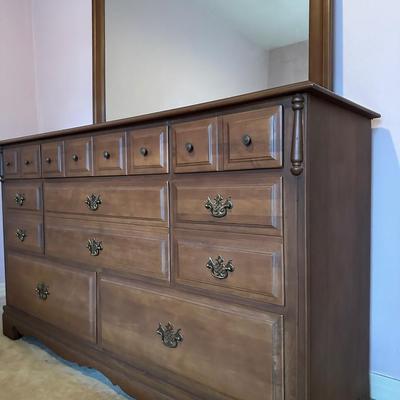 Angelina (8) Drawer Dresser â€” EXCELLENT Condition