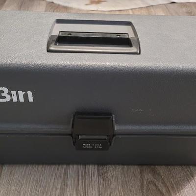Art Bin with Built in Trays