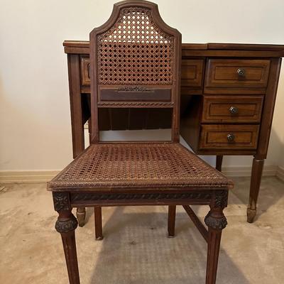 Kenmore Sewing Table W/ Machine & Chairâ€”Machine Runs