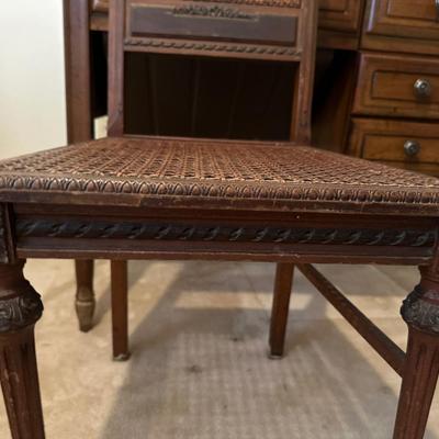 Kenmore Sewing Table W/ Machine & Chairâ€”Machine Runs