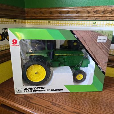 John Deere Radio Controlled Tractor