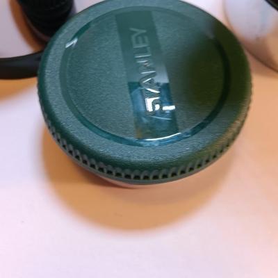 Vintage Aladdin Stanley thermos in near mint condition! No A -1850B 24 oz. wide mouth