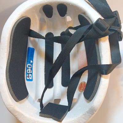Vintage Headwinds Adult Bicycle Helmet with bicycle lights