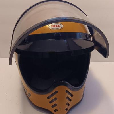 Vintage Bell helmet Moto 3 with snow rider shade - Snowmobiling fun!